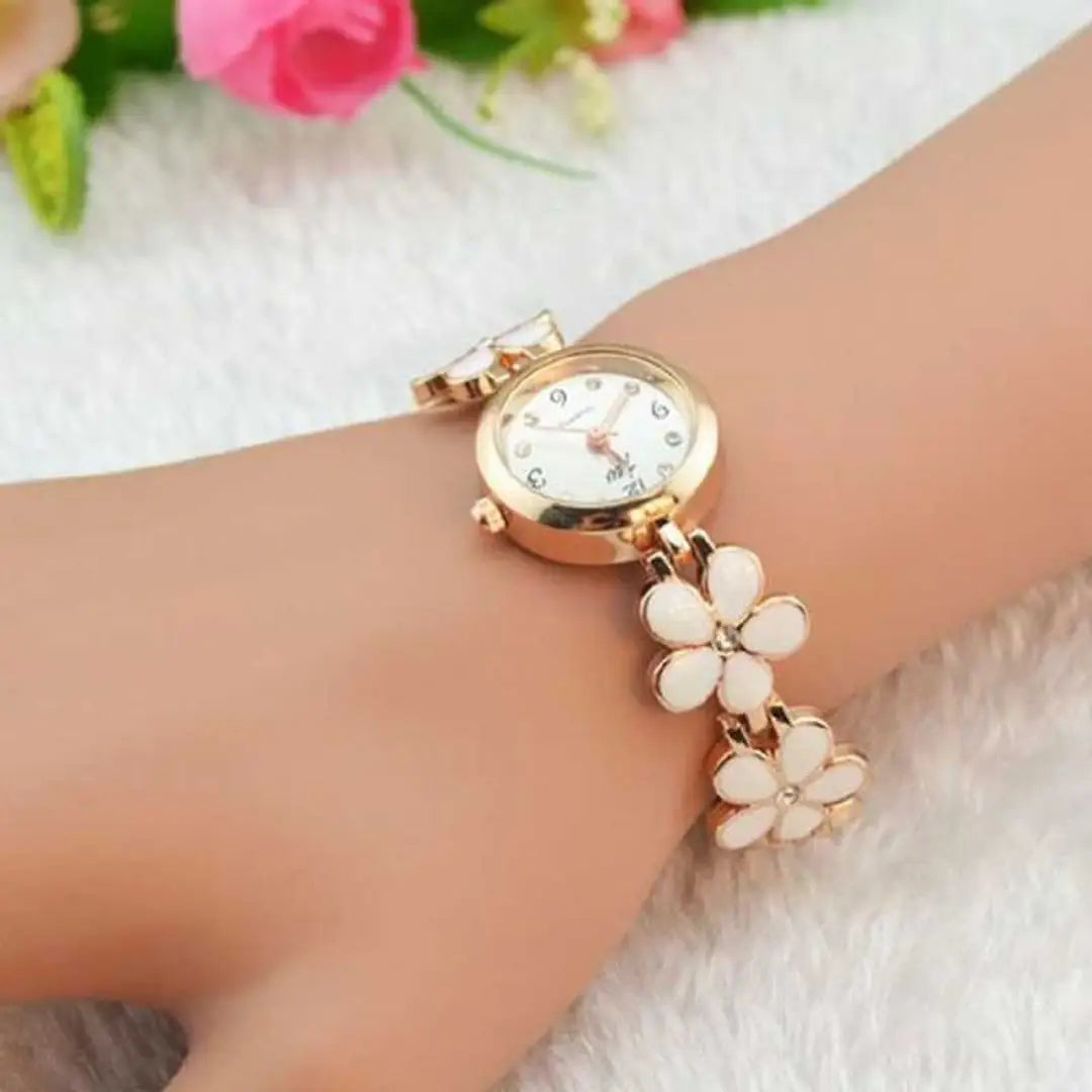 Amazon.com: Daesar 18K Gold Bracelets for Womens Elegant Weave Balls Gold  Bracelet Links Friendship Bracelets Girls: Clothing, Shoes & Jewelry