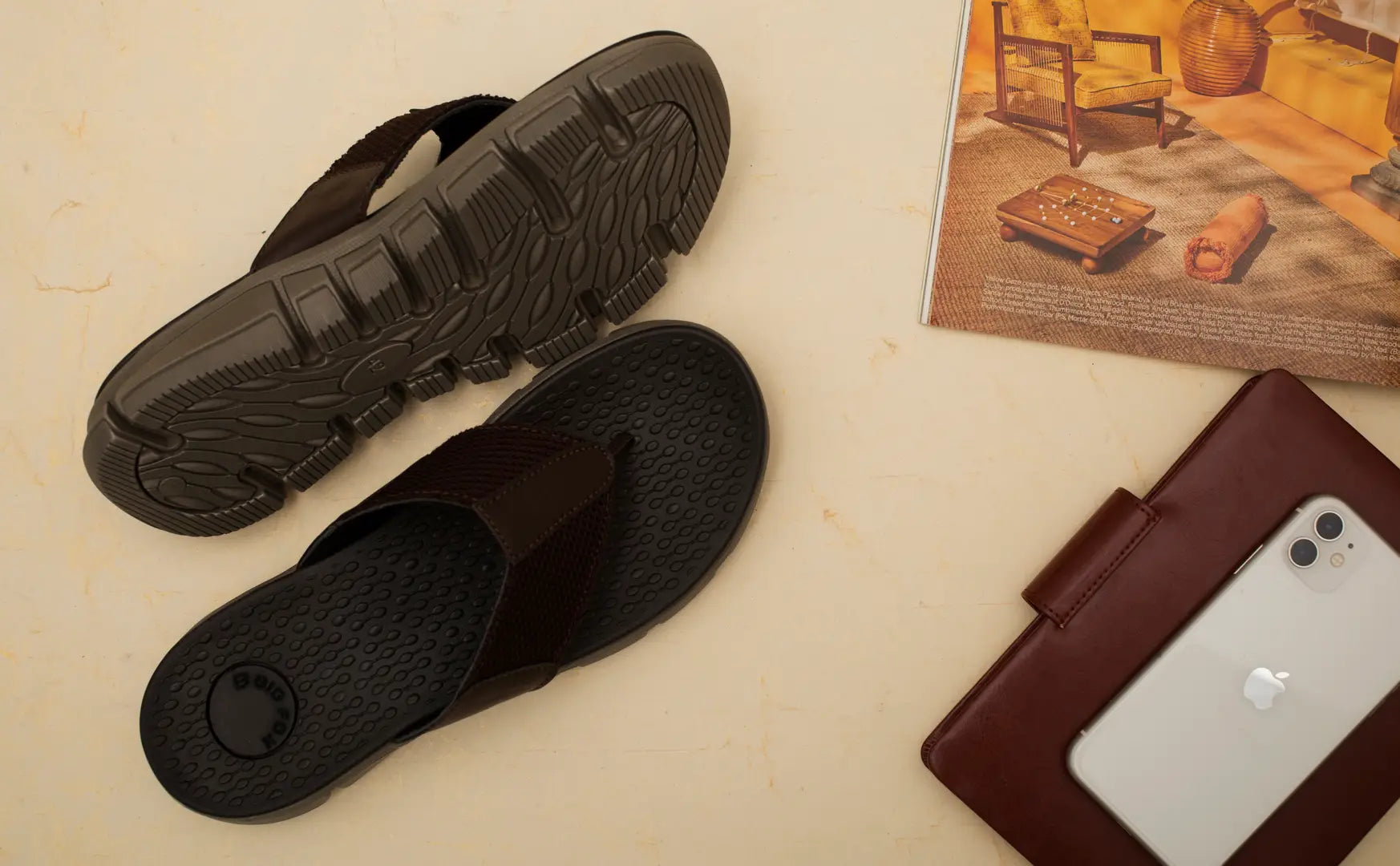 Sandals for Men: Buy Premium Sandals for Men in India - The Economic Times
